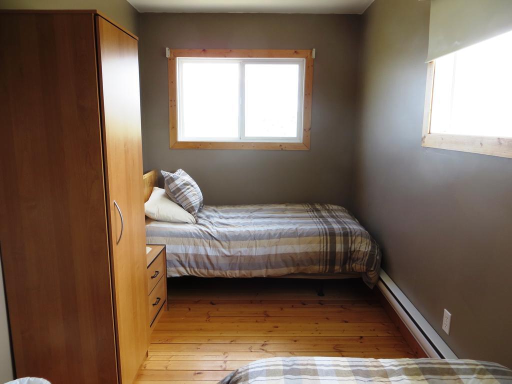 Foxlake Retreat Hanna Habitación foto