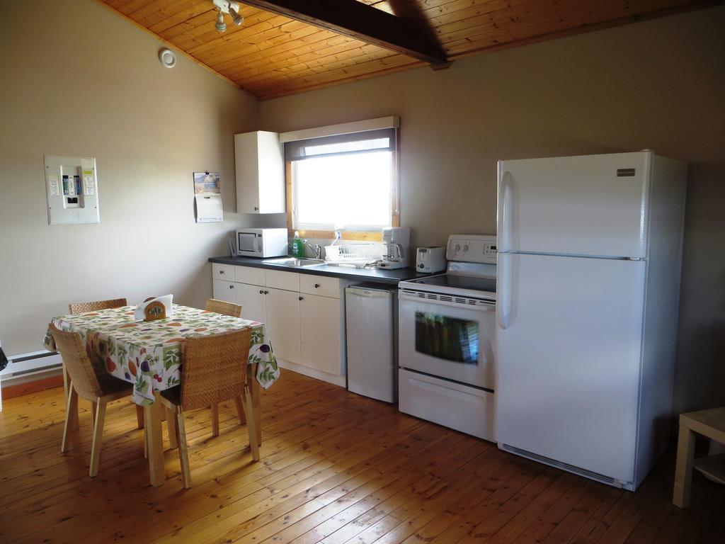Foxlake Retreat Hanna Habitación foto
